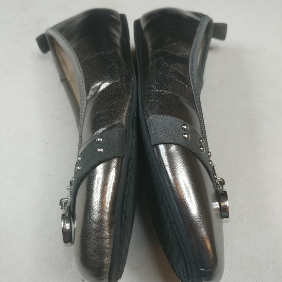 Michael Kors "Viva" Ballet Pewter Leather Flats Sh - Picture 5 of 8